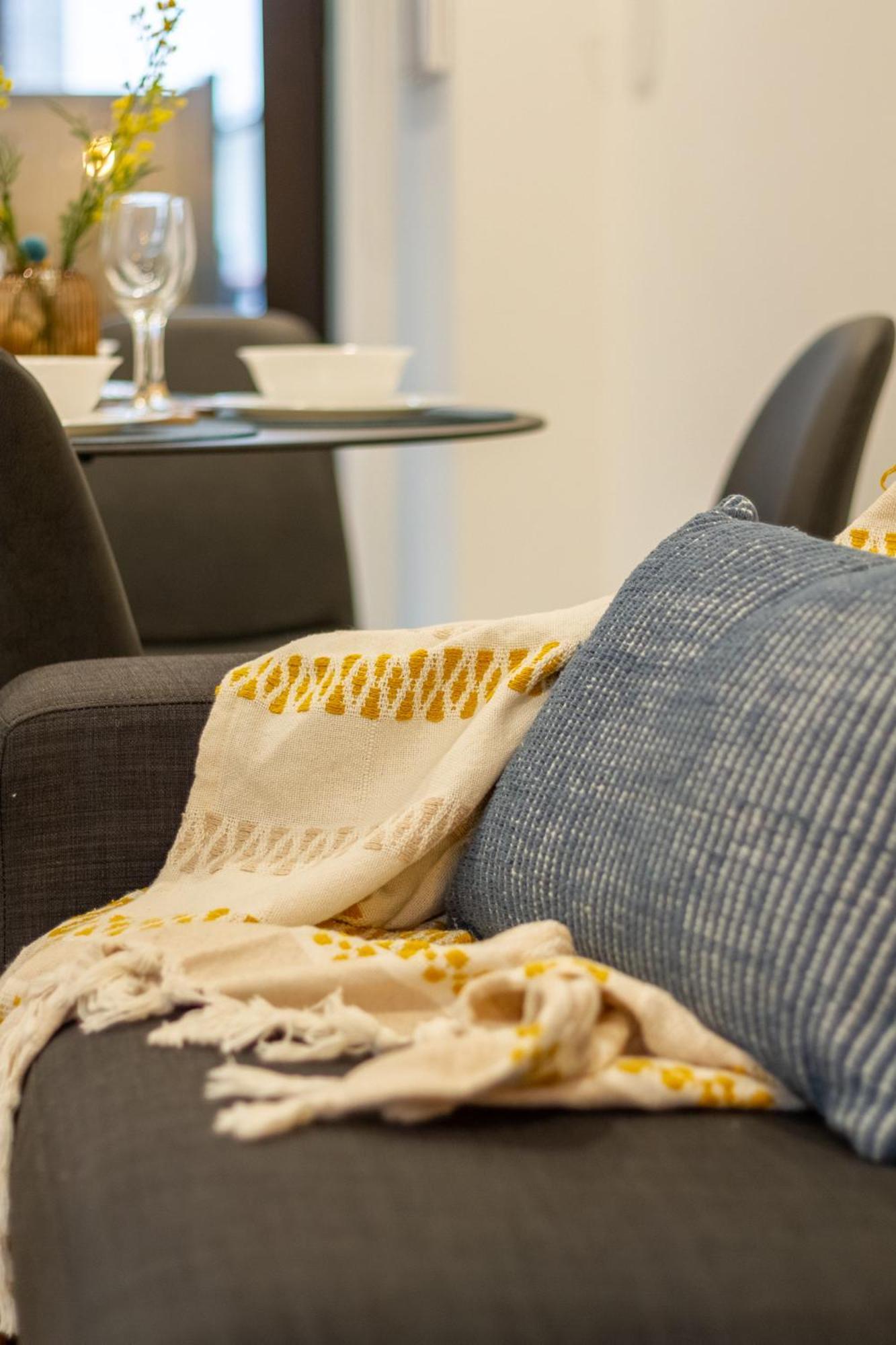 Executive Suite On Lichfield Street - 2 Bed 2 Bath クライストチャーチ エクステリア 写真